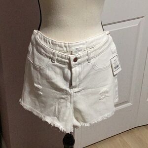White Jean Shorts with Distressed Frayed Hem
